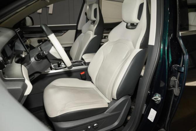 JETOUR DASHING I с пробегом 2024 года, цена 2 450 000 рублей, 2917 км, внедорожник, Автокод Объявления