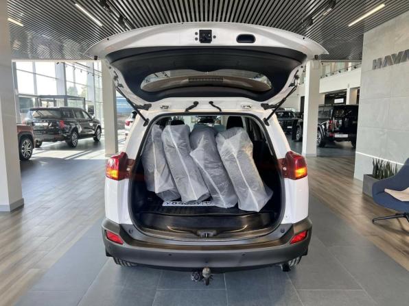 Toyota RAV4 IV (XA40) с пробегом 2014 года, цена 1 945 000 рублей, 161657 км, внедорожник, Автокод Объявления