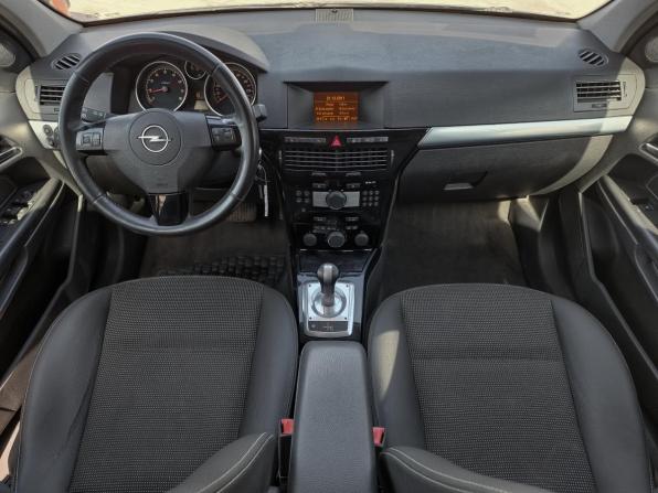 Opel Astra H Рестайлинг с пробегом 2012 года, цена 584 000 рублей, 124811 км, хэтчбек, Автокод Объявления