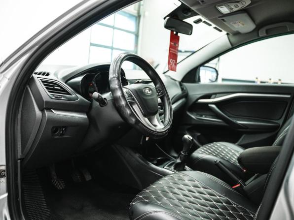 Lada (ВАЗ) Vesta I с пробегом 2021 года, цена 985 000 рублей, 53815 км, седан, Автокод Объявления