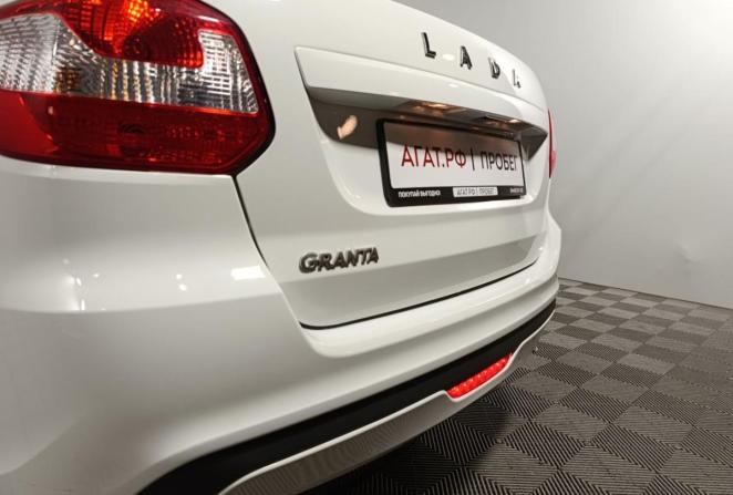 Lada (ВАЗ) Granta I Рестайлинг с пробегом 2022 года, цена 720 000 рублей, 58642 км, лифтбек, Автокод Объявления
