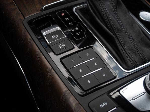 Audi A6 IV (C7) Рестайлинг с пробегом 2015 года, цена 1 700 000 рублей, 266175 км, седан, Автокод Объявления