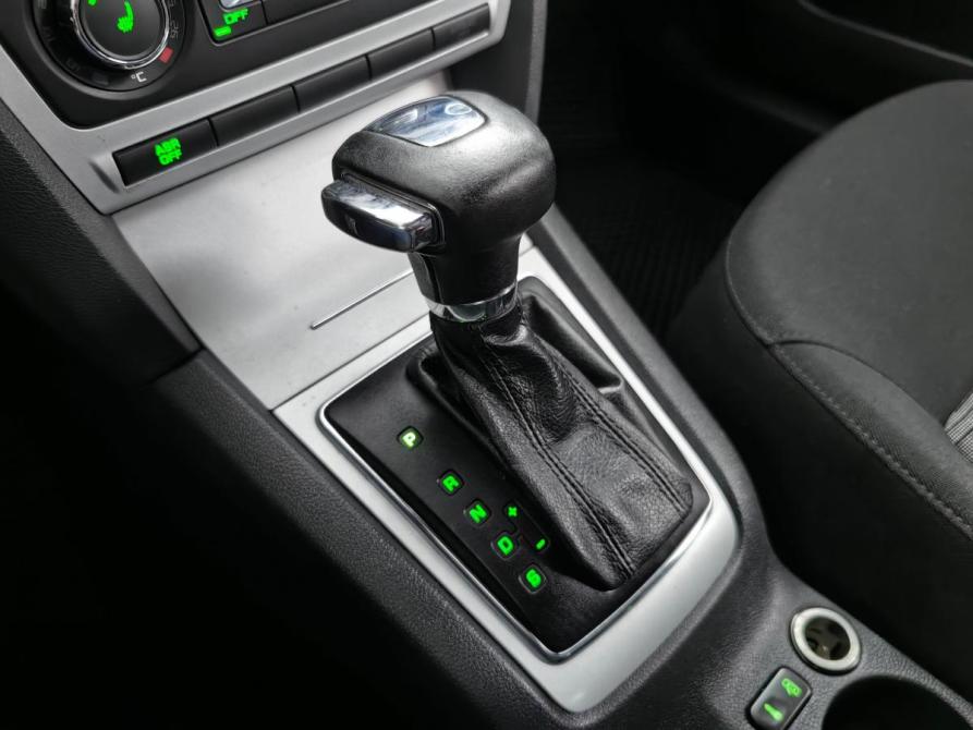 Skoda Octavia II (A5) Рестайлинг Москва  - изображение 19