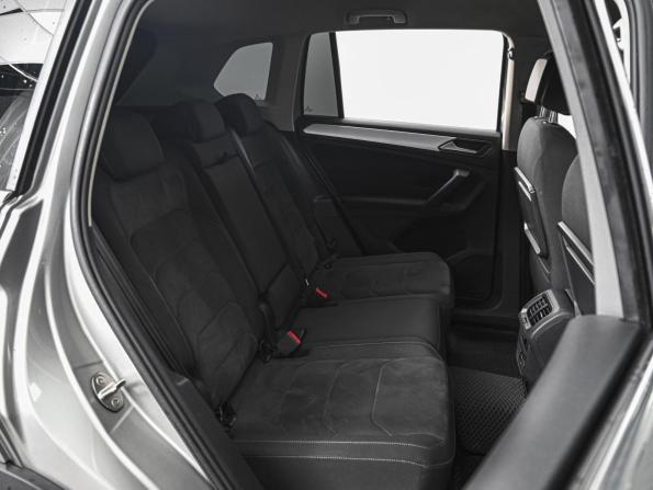 Volkswagen Tiguan II с пробегом 2018 года, цена 2 084 000 рублей, 235891 км, внедорожник, Автокод Объявления