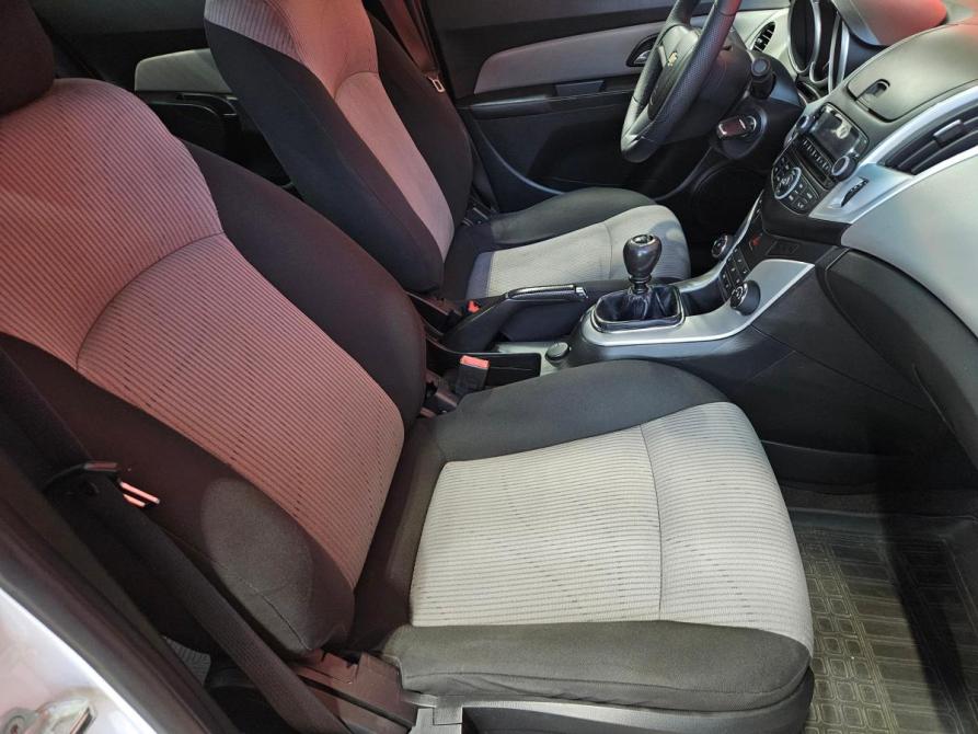 Chevrolet Cruze I Рестайлинг Вологда  - изображение 11