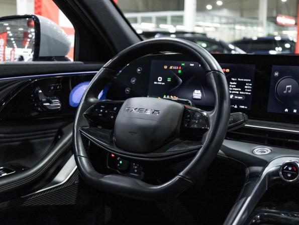 Exeed RX с пробегом 2023 года, цена 3 149 700 рублей, 11702 км, внедорожник, Автокод Объявления