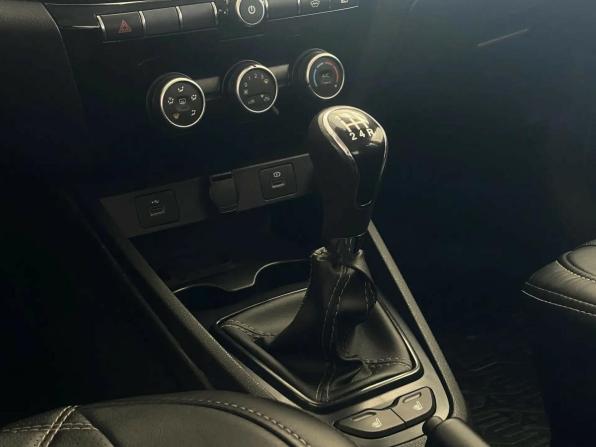 Lada (ВАЗ) Vesta I Рестайлинг (NG) с пробегом 2023 года, цена 998 000 рублей, 64100 км, седан, Автокод Объявления