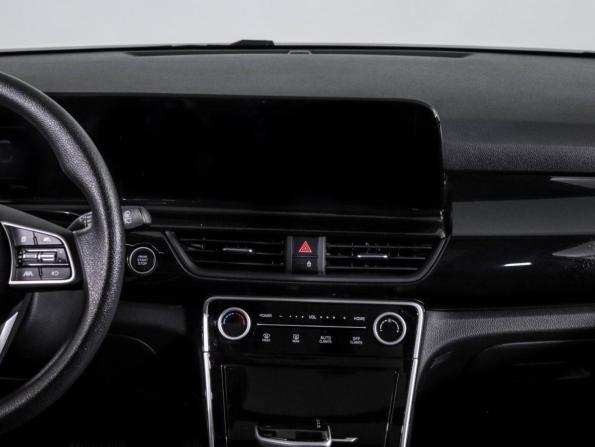 Kia Seltos I Рестайлинг с пробегом 2024 года, цена 2 299 000 рублей, 12274 км, внедорожник, Автокод Объявления