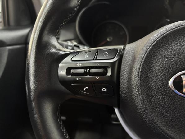 Kia Rio IV с пробегом 2019 года, цена 1 620 000 рублей, 84011 км, хэтчбек, Автокод Объявления