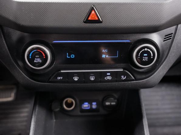 Hyundai Creta I с пробегом 2018 года, цена 1 781 000 рублей, 127000 км, внедорожник, Автокод Объявления