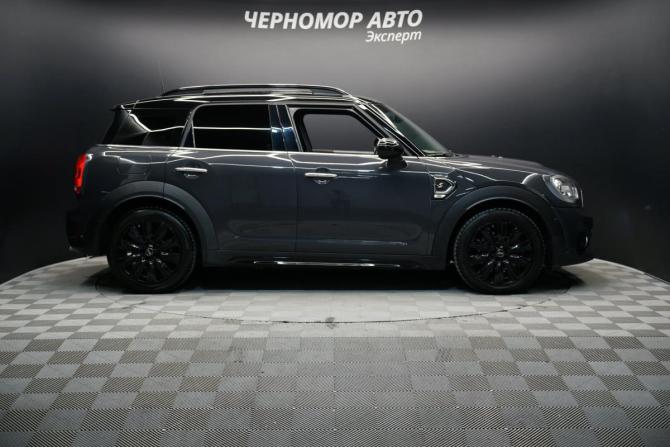 Mini Countryman II с пробегом 2019 года, цена 2 995 000 рублей, 76900 км, внедорожник, Автокод Объявления