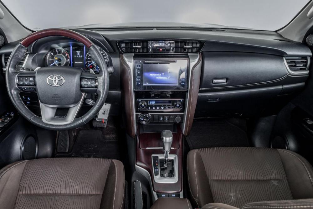 Toyota Fortuner II Казань  - изображение 10