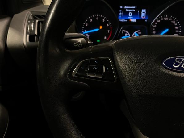 Ford Kuga II Рестайлинг с пробегом 2018 года, цена 1 650 000 рублей, 111038 км, внедорожник, Автокод Объявления