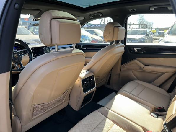 Porsche Cayenne III с пробегом 2019 года, цена 6 150 000 рублей, 97659 км, внедорожник, Автокод Объявления
