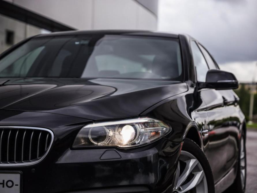 BMW 5 серии VI (F10/F11/F07) Рестайлинг Санкт-Петербург  - изображение 2