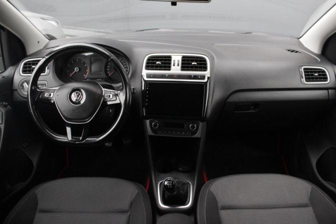 Volkswagen Polo V Рестайлинг с пробегом 2018 года, цена 1 400 000 рублей, 67353 км, седан, Автокод Объявления