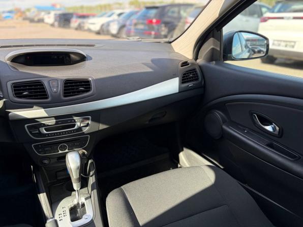 Renault Fluence I с пробегом 2011 года, цена 645 000 рублей, 141000 км, седан, Автокод Объявления