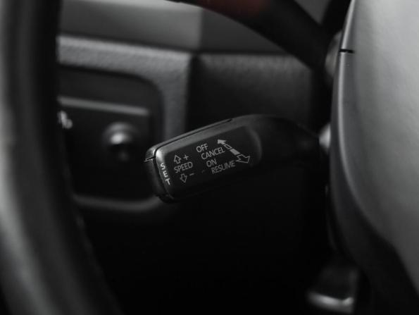 Volkswagen Touareg II Рестайлинг с пробегом 2015 года, цена 2 189 000 рублей, 231630 км, внедорожник, Автокод Объявления