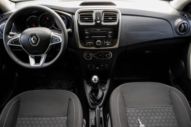 Renault Sandero II Рестайлинг с пробегом 2018 года, цена 1 089 000 рублей, 107665 км, хэтчбек, Автокод Объявления