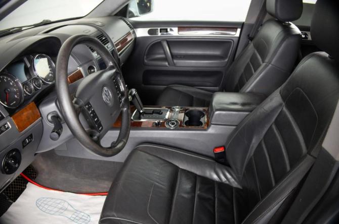 Volkswagen Touareg I Рестайлинг с пробегом 2008 года, цена 1 249 000 рублей, 250125 км, внедорожник, Автокод Объявления