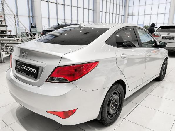 Hyundai Solaris I Рестайлинг с пробегом 2016 года, цена 699 000 рублей, 243176 км, седан, Автокод Объявления