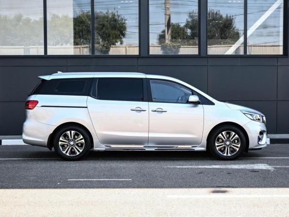 Kia Carnival III с пробегом 2019 года, цена 2 699 000 рублей, 153833 км, минивэн, Автокод Объявления