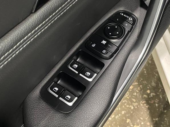 Kia Stinger I с пробегом 2019 года, цена 2 622 000 рублей, 61470 км, лифтбек, Автокод Объявления