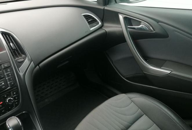 Opel Astra H Рестайлинг с пробегом 2014 года, цена 650 000 рублей, 171000 км, хэтчбек, Автокод Объявления