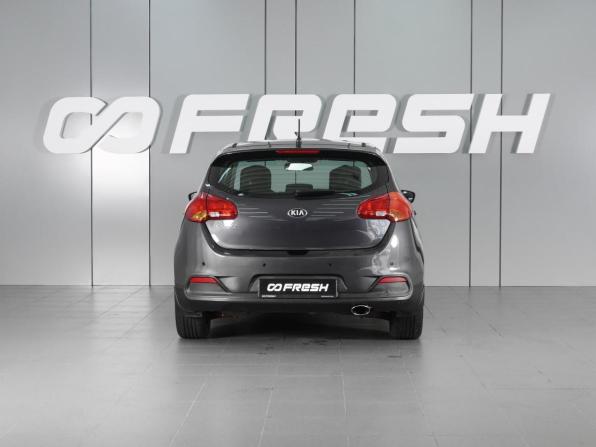 Kia Ceed II с пробегом 2013 года, цена 1 035 000 рублей, 233485 км, хэтчбек, Автокод Объявления