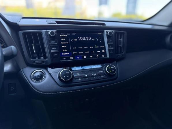 Toyota RAV4 IV (XA40) Рестайлинг с пробегом 2017 года, цена 2 499 000 рублей, 120000 км, внедорожник, Автокод Объявления