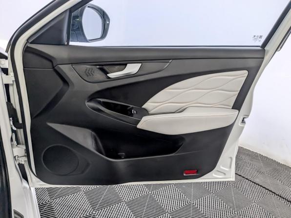 Kaiyi E5 с пробегом 2024 года, цена 825 000 рублей, 91150 км, седан, Автокод Объявления