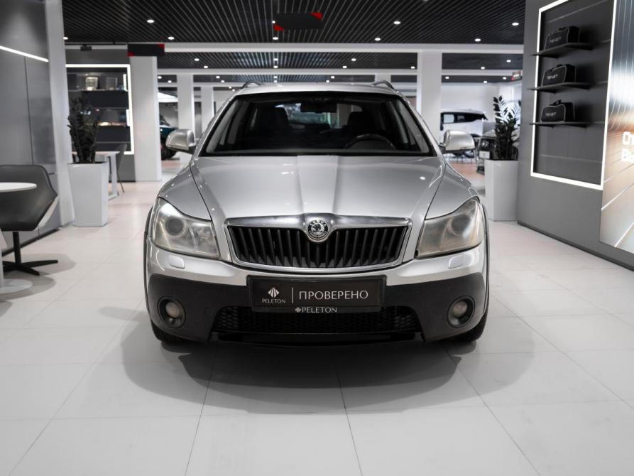 Skoda Octavia II (A5) Рестайлинг Москва  - изображение 3