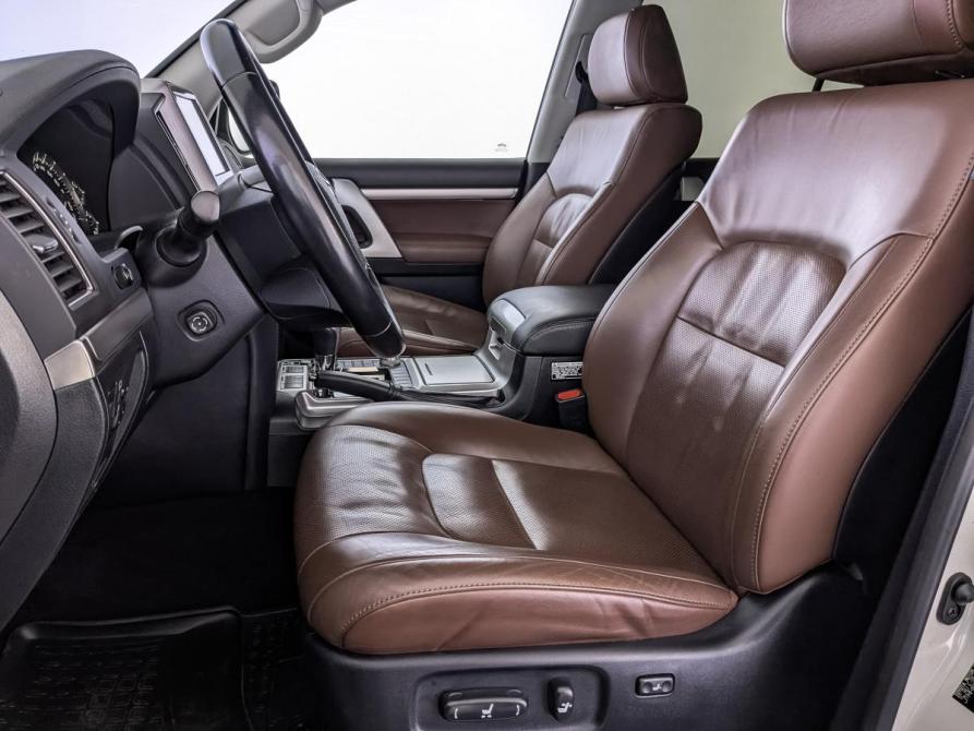 Toyota Land Cruiser 200 Series Рестайлинг 2 Москва  - изображение 20