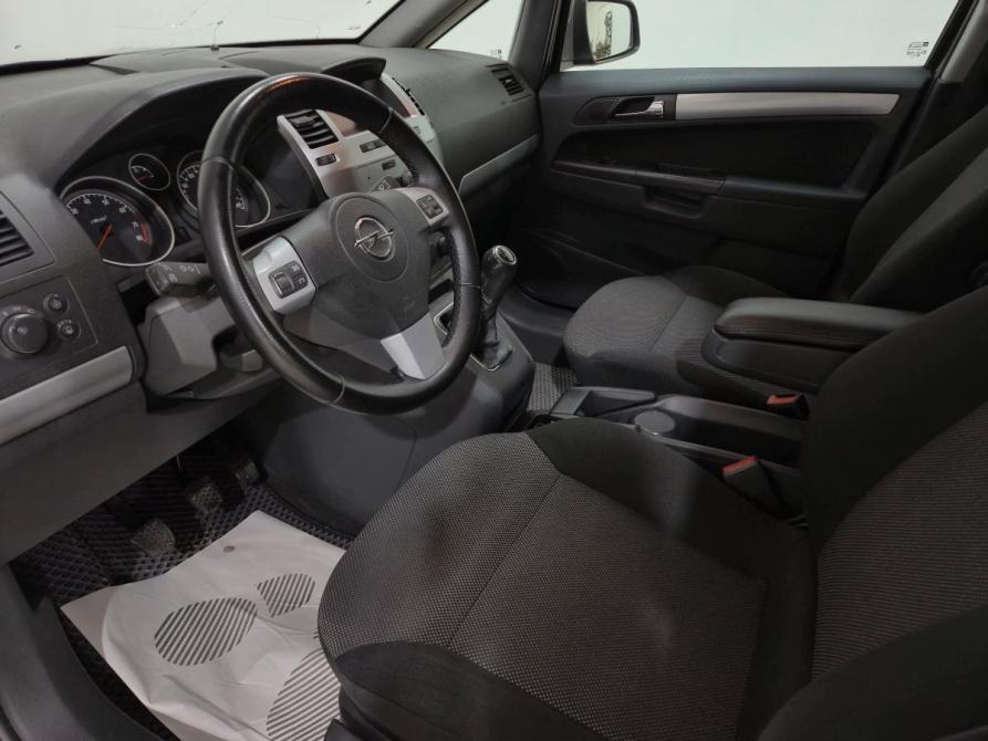 Opel Zafira B Рестайлинг Альметьевск  - изображение 12