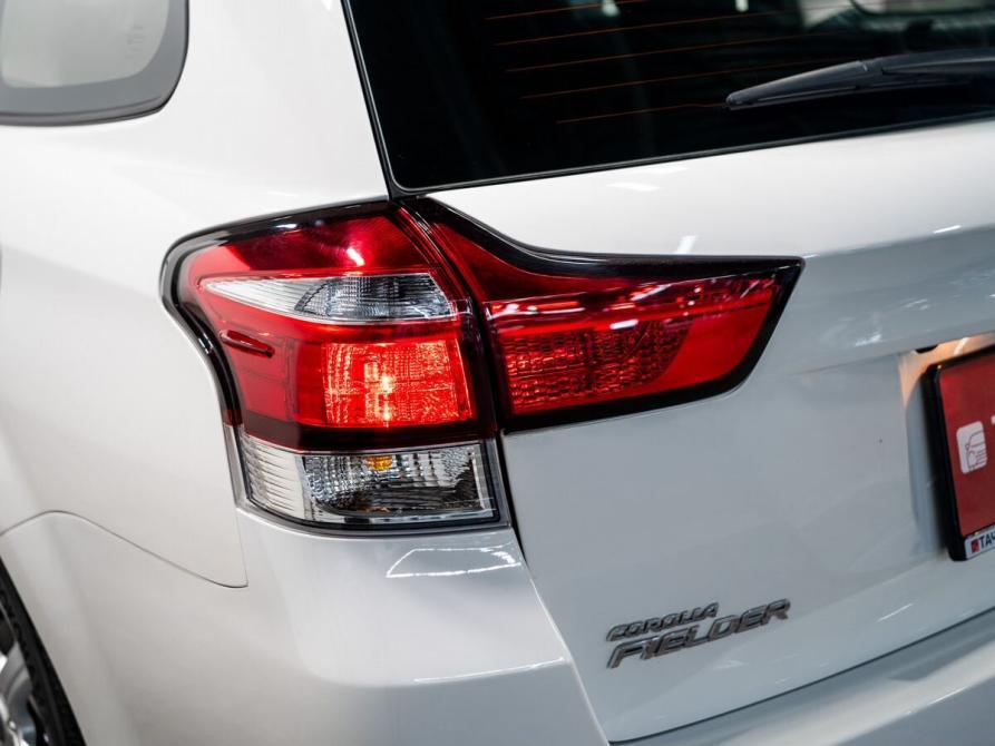 Toyota Corolla XI (E160 E170) Рестайлинг 2 Чита  - изображение 18