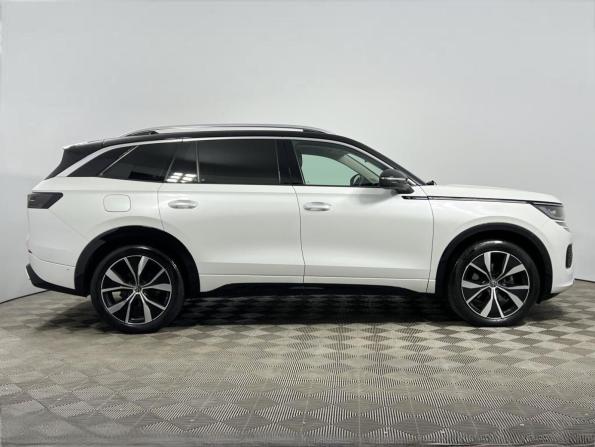 Volkswagen Tavendor I с пробегом 2024 года, цена 4 965 900 рублей, 46285 км, внедорожник, Автокод Объявления