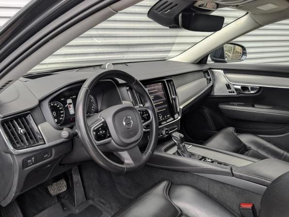 Volvo S90 II с пробегом 2017 года, цена 2 575 000 рублей, 129501 км, седан, Автокод Объявления