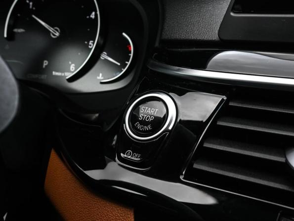 BMW 5 серии VII (G30/G31/G38) с пробегом 2017 года, цена 2 599 000 рублей, 118008 км, седан, Автокод Объявления