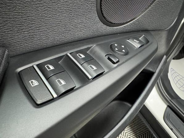 BMW X3 II (F25) Рестайлинг с пробегом 2016 года, цена 2 370 000 рублей, 160635 км, внедорожник, Автокод Объявления