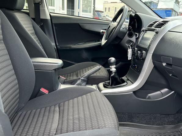Toyota Corolla X (E140 E150) Рестайлинг с пробегом 2012 года, цена 989 000 рублей, 175243 км, седан, Автокод Объявления