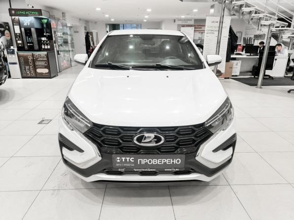 Lada (ВАЗ) Vesta I Рестайлинг (NG) с пробегом 2023 года, цена 1 180 000 рублей, 57745 км, седан, Автокод Объявления