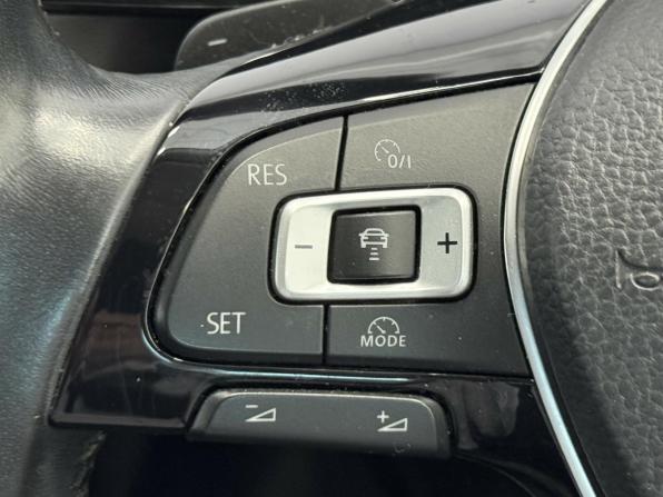 Volkswagen Passat B8 с пробегом 2015 года, цена 1 648 000 рублей, 125014 км, седан, Автокод Объявления