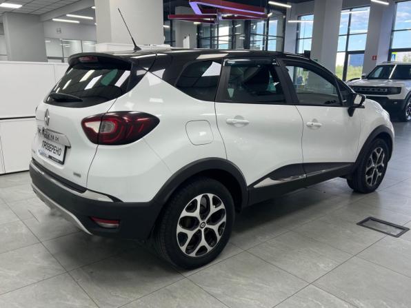 Renault Kaptur I с пробегом 2017 года, цена 1 550 000 рублей, 109000 км, внедорожник, Автокод Объявления