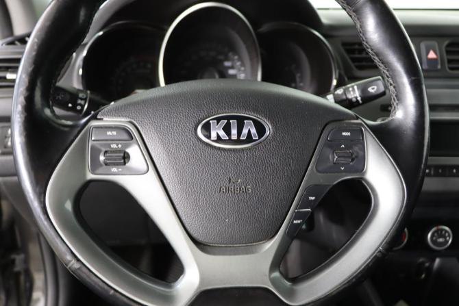 Kia Rio III Рестайлинг с пробегом 2016 года, цена 899 990 рублей, 202721 км, седан, Автокод Объявления