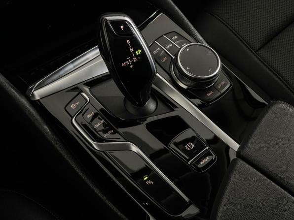 BMW 5 серии VII (G30/G31/G38) Рестайлинг с пробегом 2021 года, цена 4 258 000 рублей, 97000 км, седан, Автокод Объявления