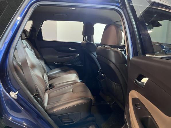 Hyundai Santa Fe IV с пробегом 2019 года, цена 2 800 000 рублей, 104630 км, внедорожник, Автокод Объявления
