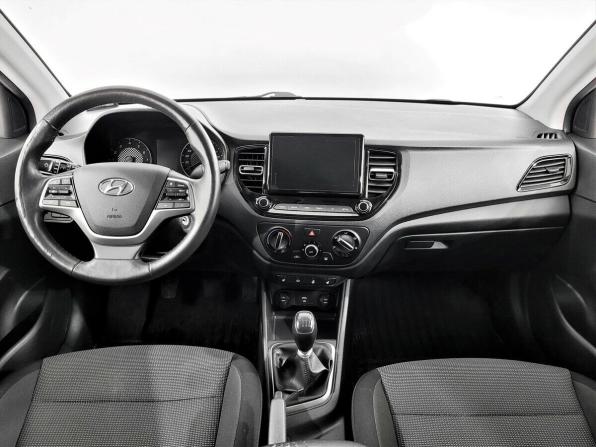 Hyundai Solaris II Рестайлинг с пробегом 2021 года, цена 1 510 000 рублей, 102156 км, седан, Автокод Объявления