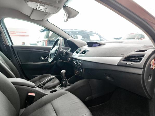 Renault Megane III с пробегом 2011 года, цена 550 000 рублей, 207324 км, хэтчбек, Автокод Объявления