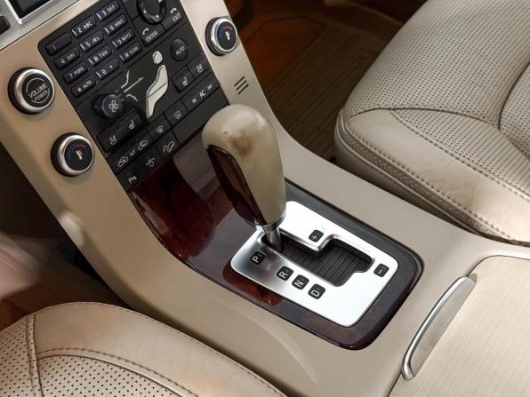 Volvo XC70 II с пробегом 2008 года, цена 884 600 рублей, 425233 км, универсал, Автокод Объявления