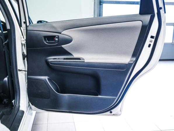 Toyota Wish II Рестайлинг с пробегом 2012 года, цена 1 350 000 рублей, 97297 км, минивэн, Автокод Объявления